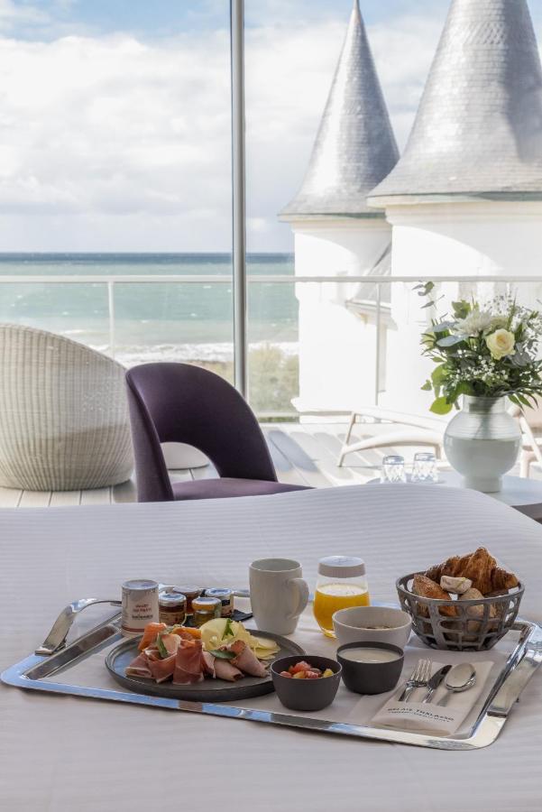 Hotel Chateau Des Tourelles - Relais Thalasso & Spa Pornichet Buitenkant foto