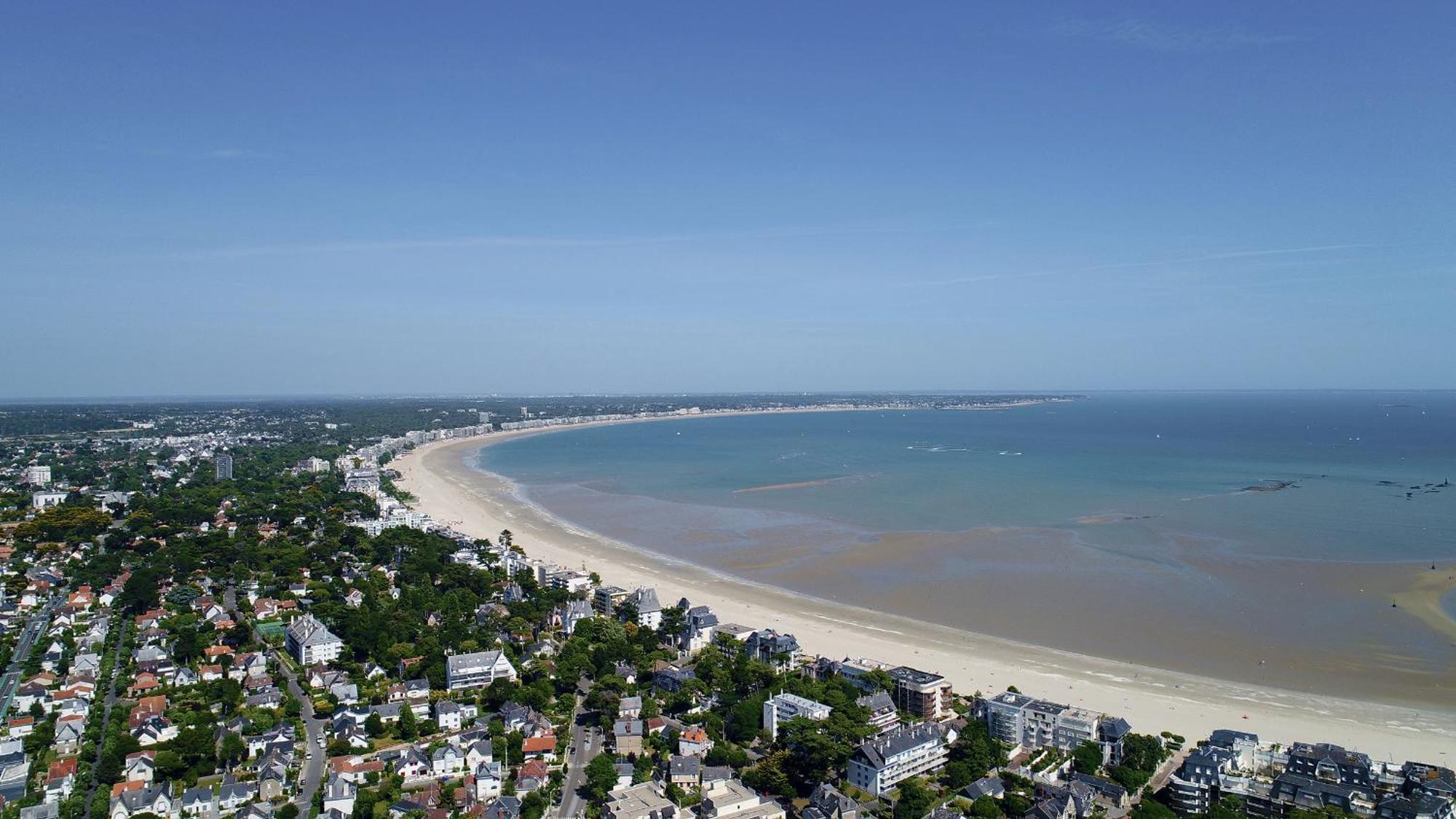 Hotel Chateau Des Tourelles - Relais Thalasso & Spa Pornichet Buitenkant foto