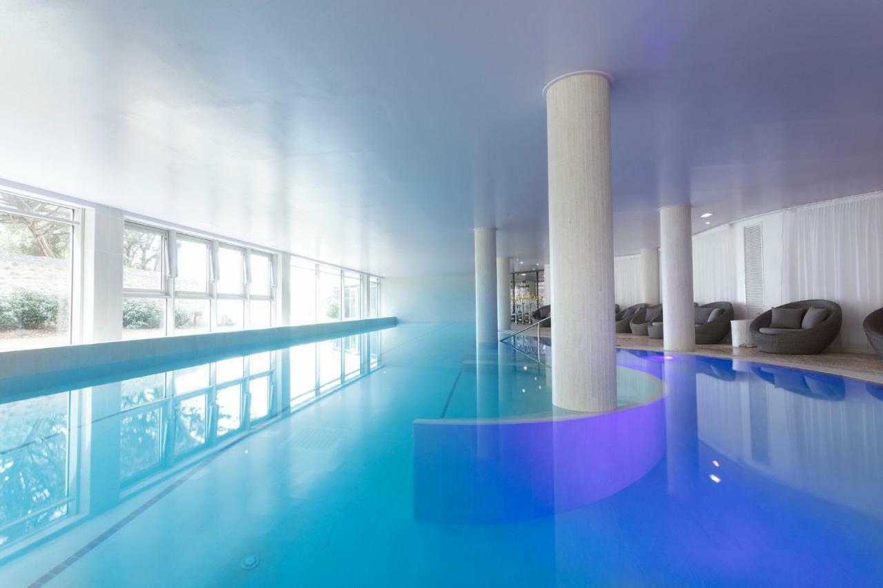 Hotel Chateau Des Tourelles - Relais Thalasso & Spa Pornichet Buitenkant foto